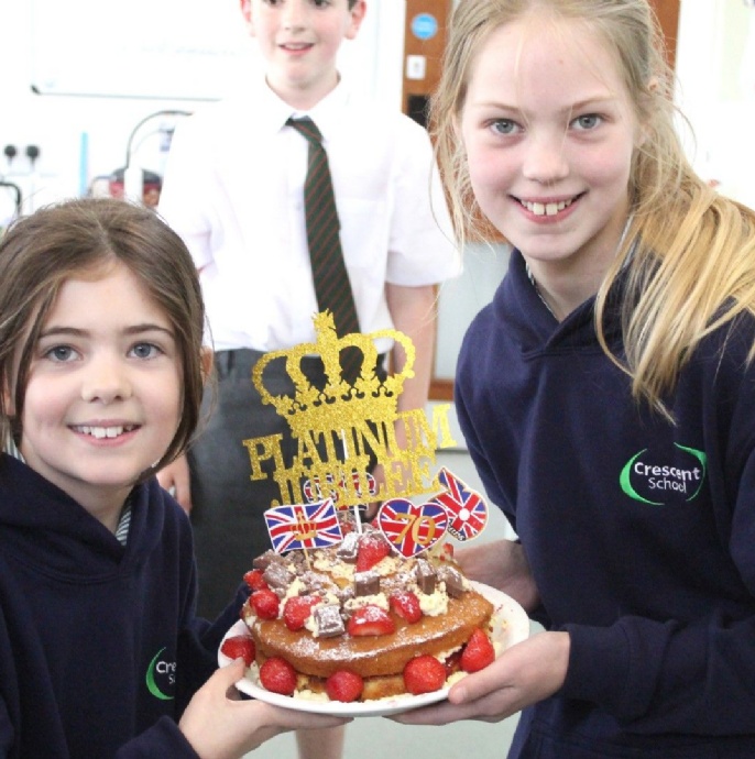 News » Crescent’s Great Platinum Jubilee Bake Off